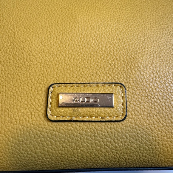❤️ SOLD Aldo Viremma Tote Handbag Yellow Leather Two Way Wear Crossbody Purse - Picture 4 of 7
